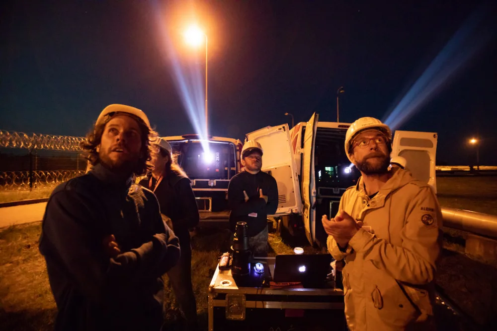 Jedním z největších lákadel festivalu Umění ve městě  bude multimediální instalace Velký noční hlídač od Milana Caise, jehož pohyblivé oči rozzáří na jednu noc dvě chladící věže temelínské elektrárny.