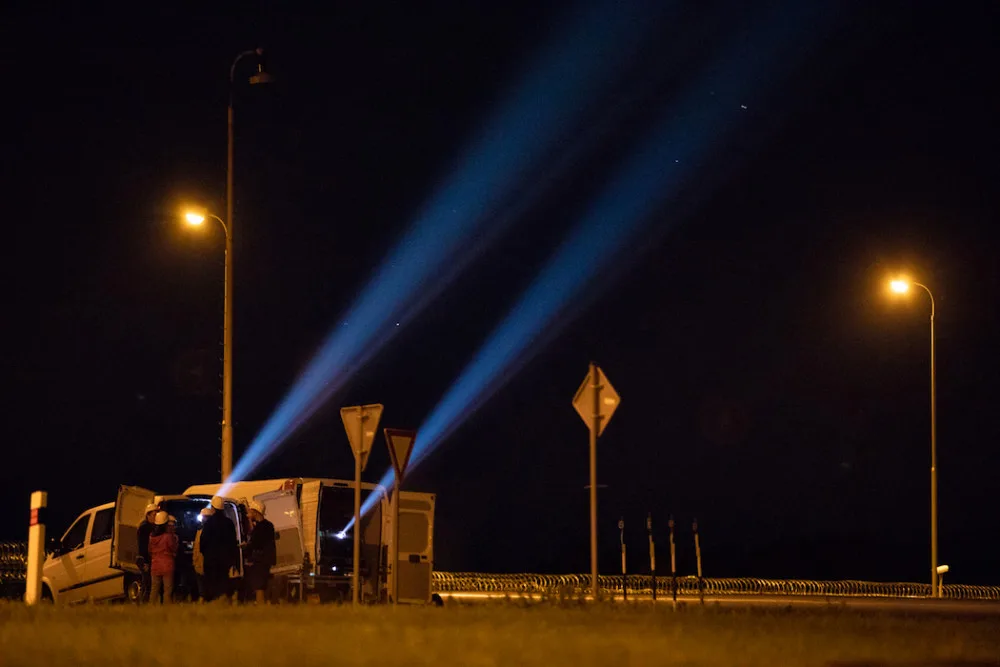 Jedním z největších lákadel festivalu Umění ve městě  bude multimediální instalace Velký noční hlídač od Milana Caise, jehož pohyblivé oči rozzáří na jednu noc dvě chladící věže temelínské elektrárny.