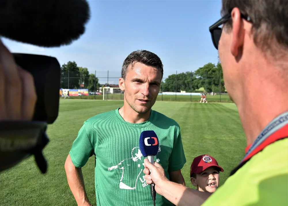 David Lafata byl na roztrhání, médeia o něj měla zájem i v Olešníku.