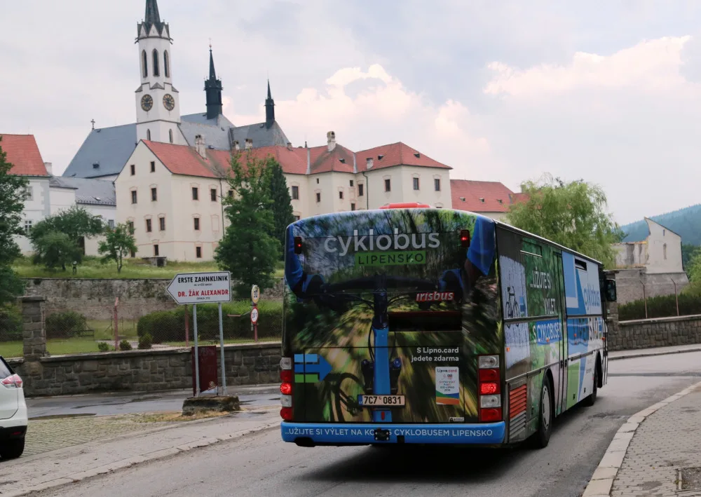Vodácký autobus.