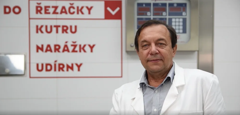 Není třeba se obávat, že maso obsahuje škodliviny. Naopak, říká profesor Petr Pipek