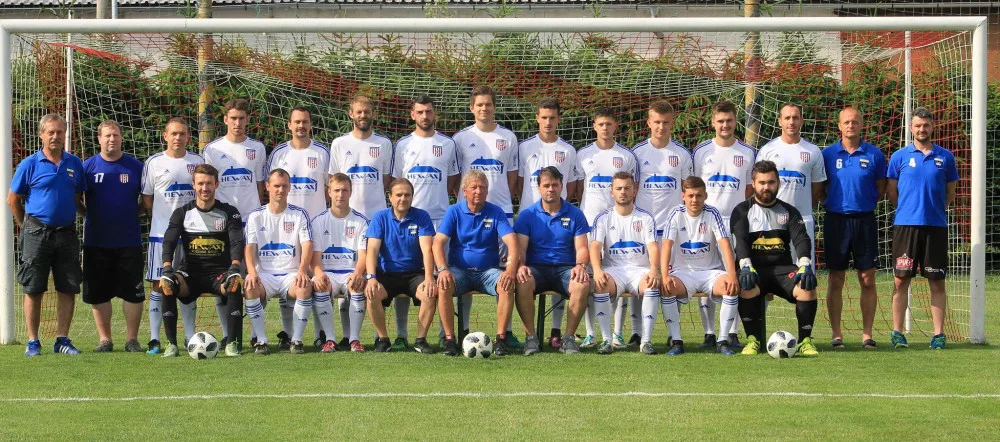 Fotbalisté TJ Sokol Nová Ves.