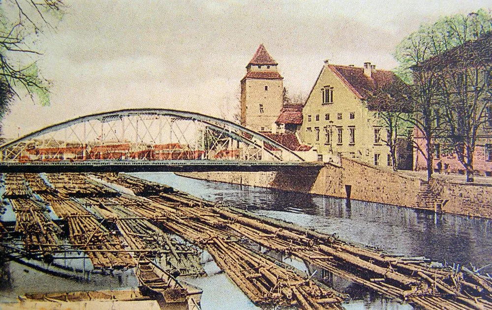 Vory na Malši mezi mosty před rokem 1930.