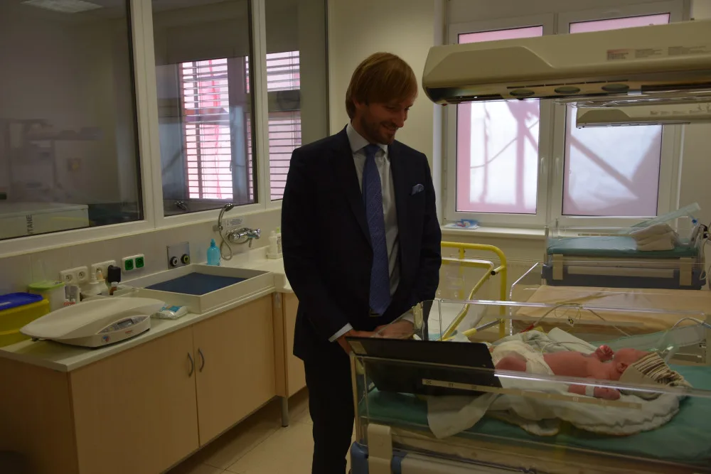 Ministr zdravotnictví Adam Vojtěch navštívil táborskou nemocnici.