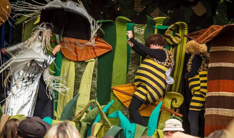 Festival bude slavnostně zahájen v pátek 10. srpna od 13 hodin a potěší všechny milovníky loutek, divadla, hudby, baletu, nového cirkusu, výtvarného i jiného umění a hlavně kvalitní zábavy.
