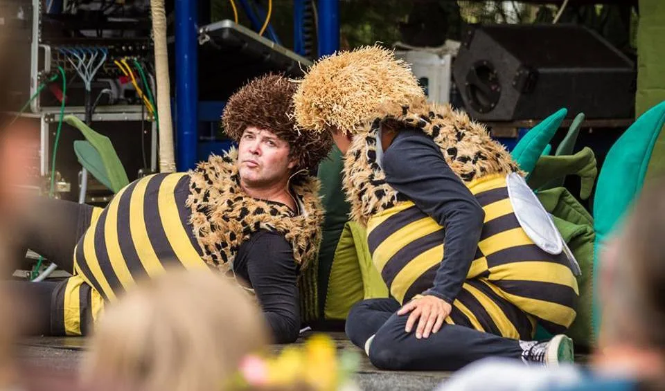 Festival bude slavnostně zahájen v pátek 10. srpna od 13 hodin a potěší všechny milovníky loutek, divadla, hudby, baletu, nového cirkusu, výtvarného i jiného umění a hlavně kvalitní zábavy.
