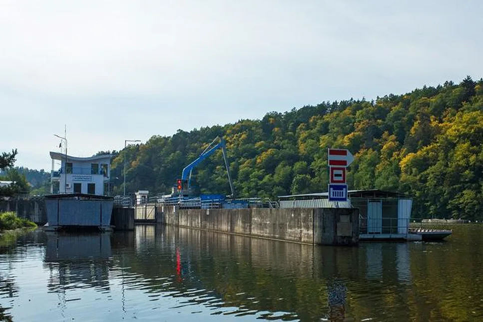 Plavební komora Kořensko.