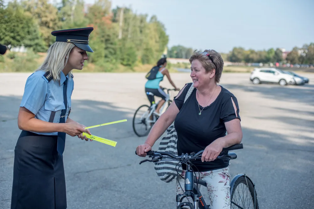 Dopravně preventivní akce zaměřená na cyklisty v Českých Budějovicích.
