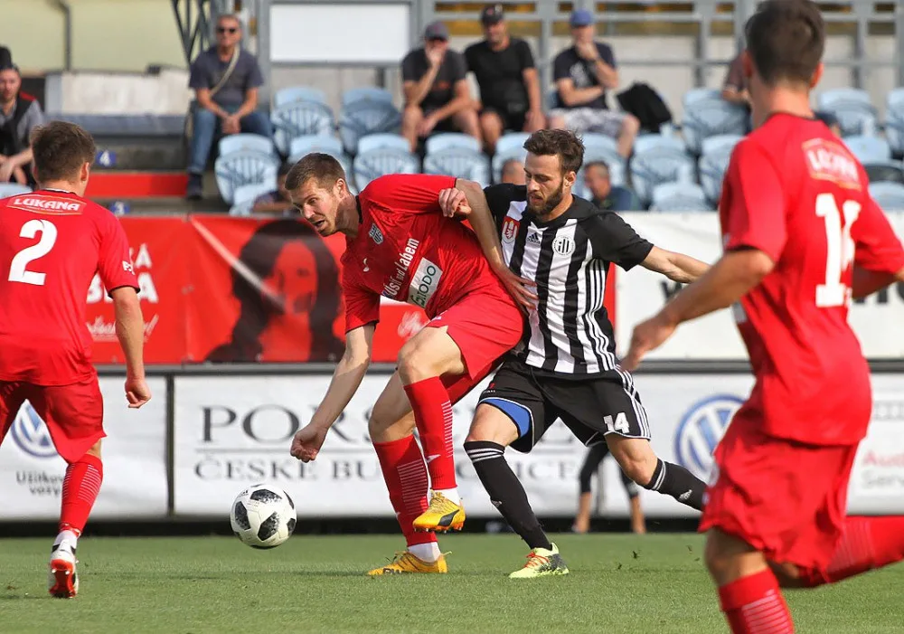 Fotbalisté Dynama České Budějovic porazili Ústí nad Labem 2:0.