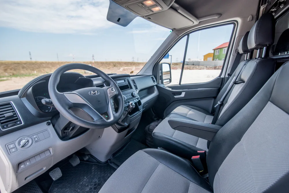 Ideální parťák pro podnikání i volný čas. Tak by se dal popsat Hyundai H350.
