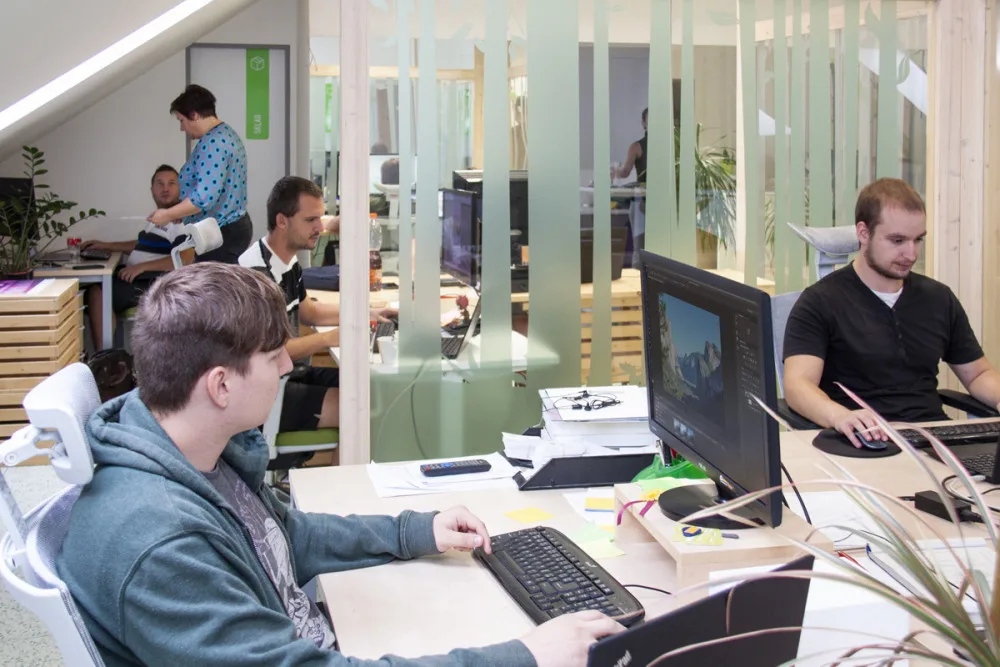 Někdejší home office firmička o dvou IT nadšencích během let vyrostla v silné studio s dvacítkou expertů.