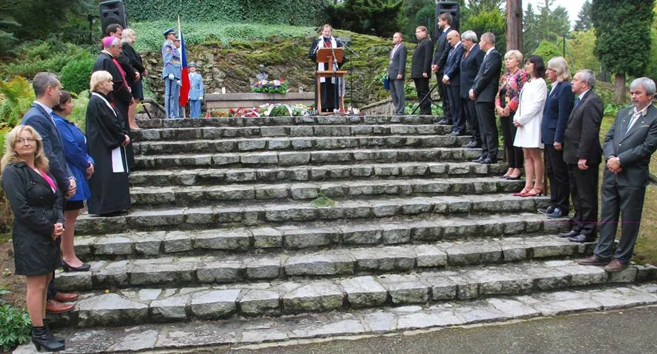 Pietní akt připomněl sedmdesát let od úmrtí druhého československého prezidenta. Benešova vila je otevřena až do října.