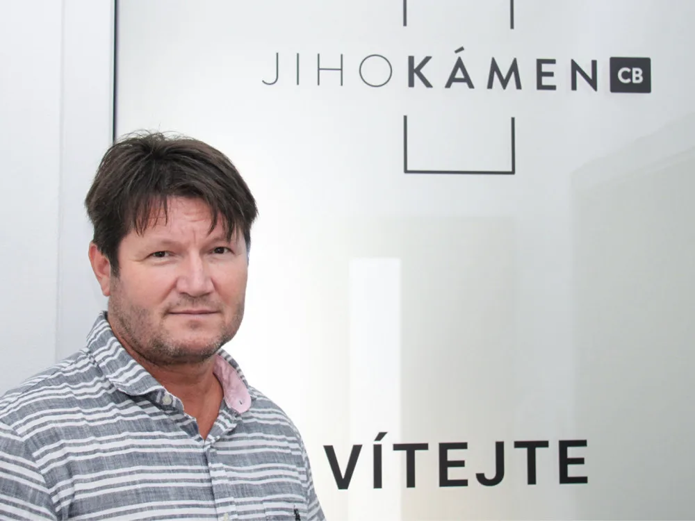 Roman Komrska z českobudějovického kamenictví Jihokámen CB.