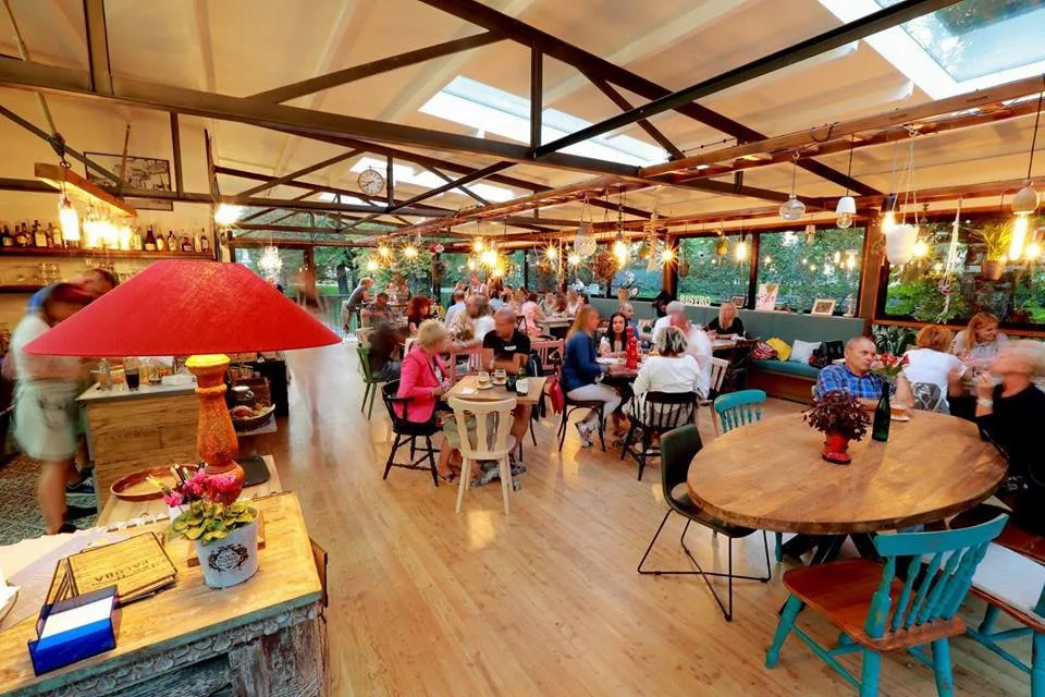 Restaurace paluba v Český Budějovicích.