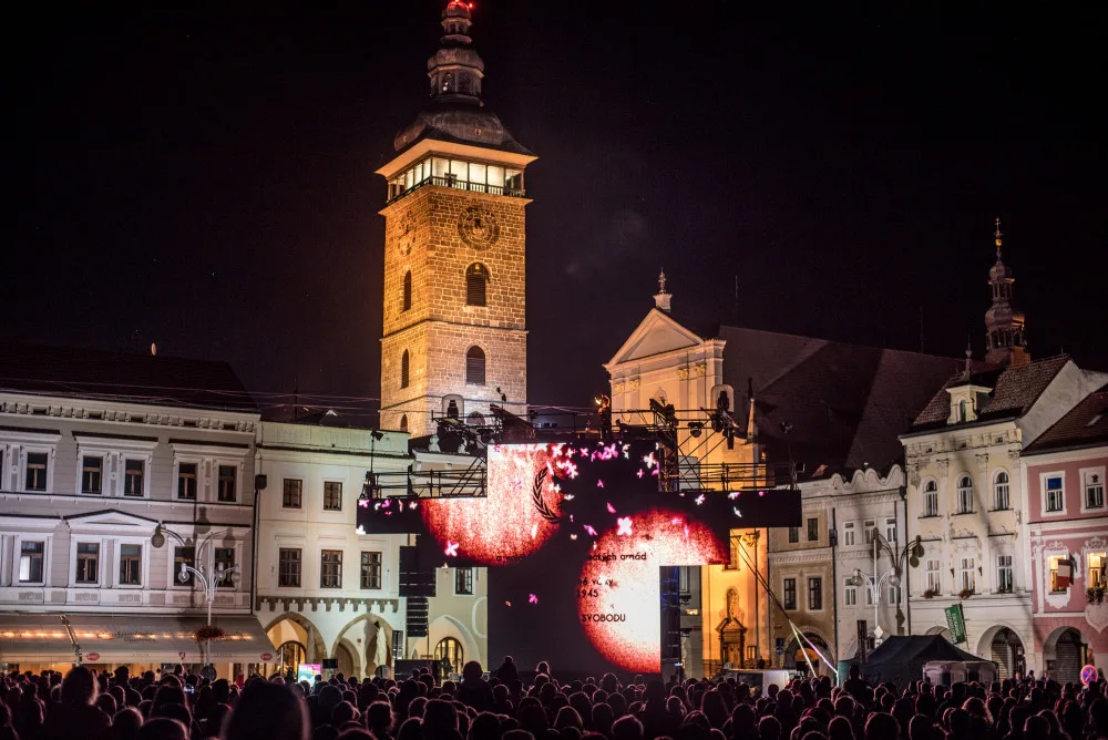Multimediální show Má Vlast převyprávěla sto let republiky