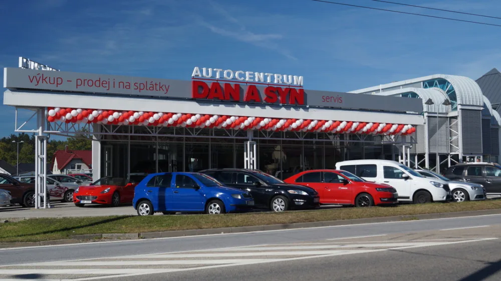 Autocentrum Dan a syn