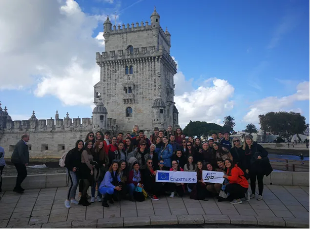 Studentky SUPŠ reprezentovaly Krumlov v Portugalsku
