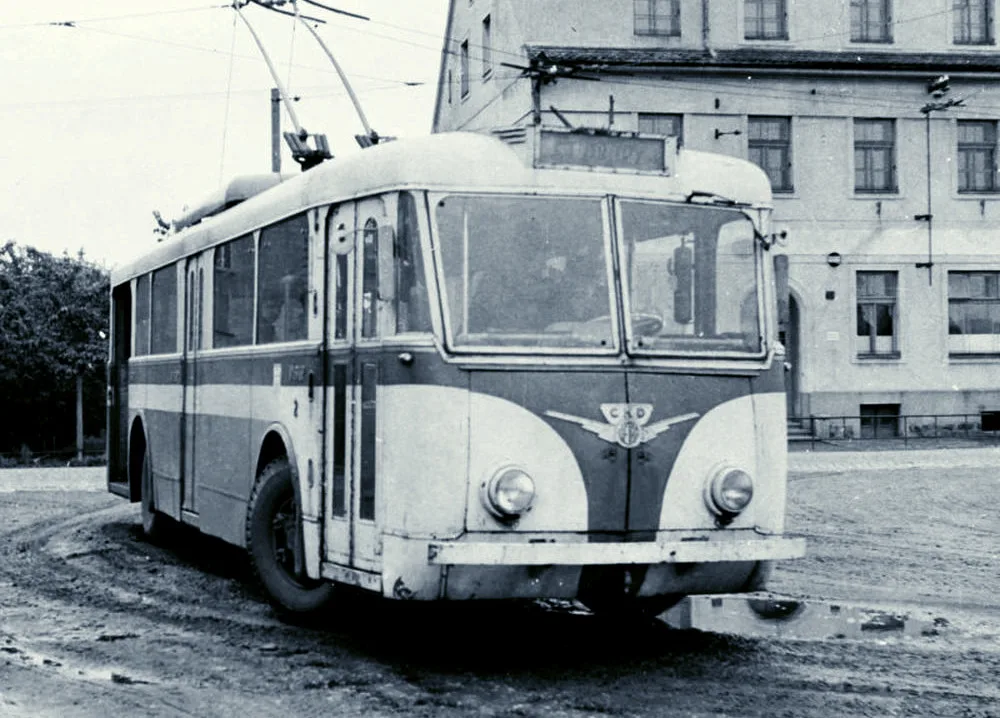 Trolejbus 2