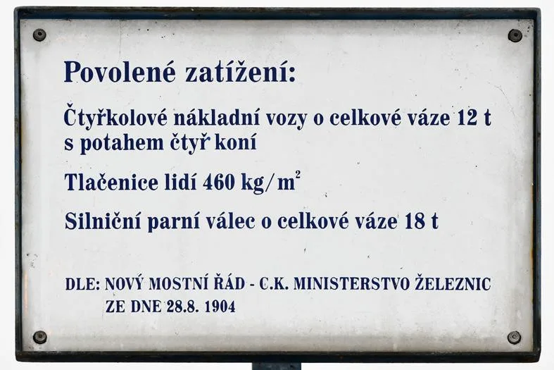 Zlatý most