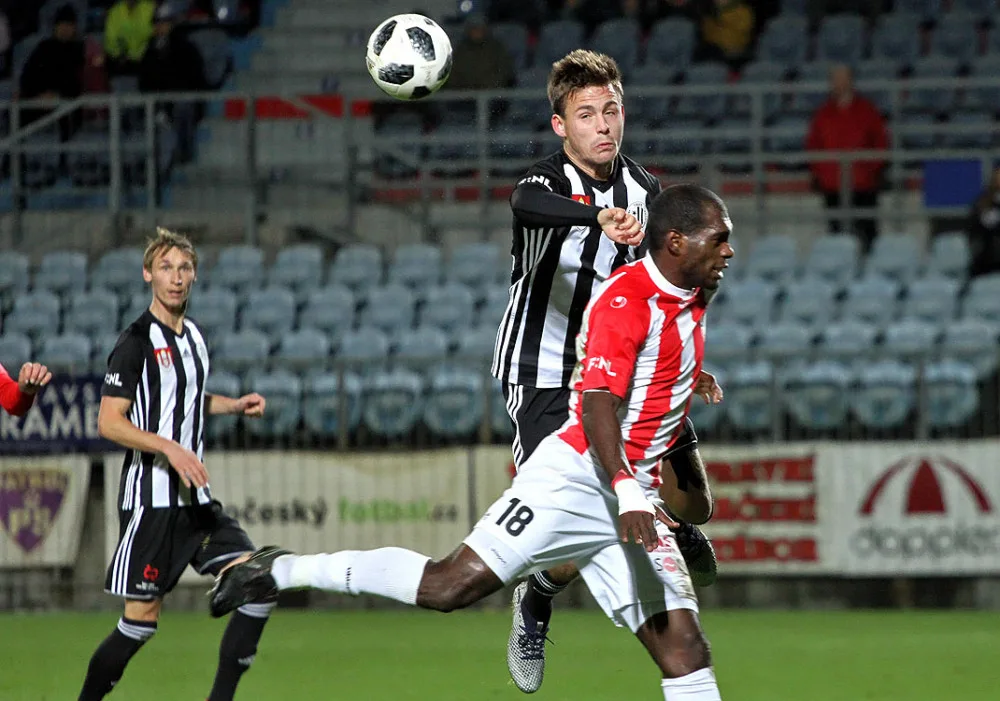 Dynamo přejelo Žižkov a přezimuje na prvním místě