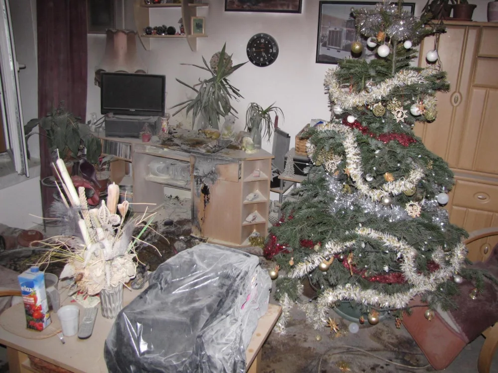 V Krumlově hořel adventní věnec
