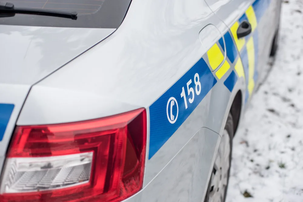 Policisté zachránili život staršímu muži