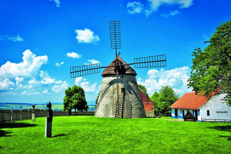 Obliba jižní Moravy z pohledu turistů každoročně stoupá. O kraj vína se zajímají i světová média