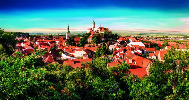 Obliba jižní Moravy z pohledu turistů každoročně stoupá. O kraj vína se zajímají i světová média