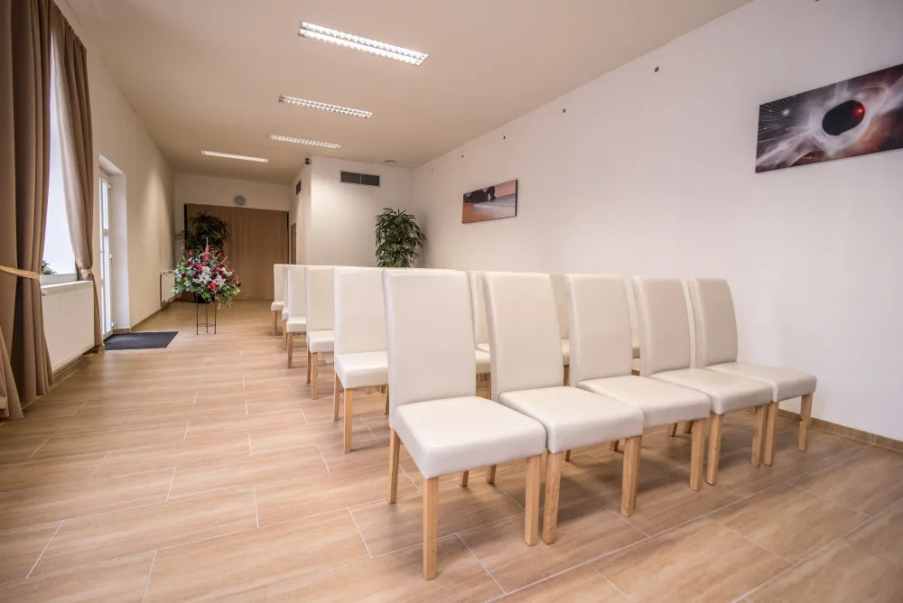Majitel pohřební služby Memory: Dáváme pozůstalým možnost volby. Mohou si vybrat místo posledního rozloučení i krematorium