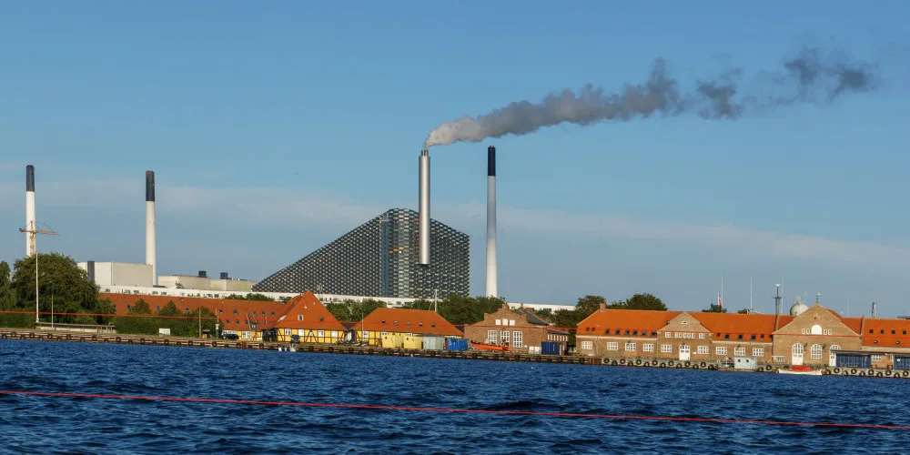 Amager Bakke © User:Colin / Wikimedia Commons