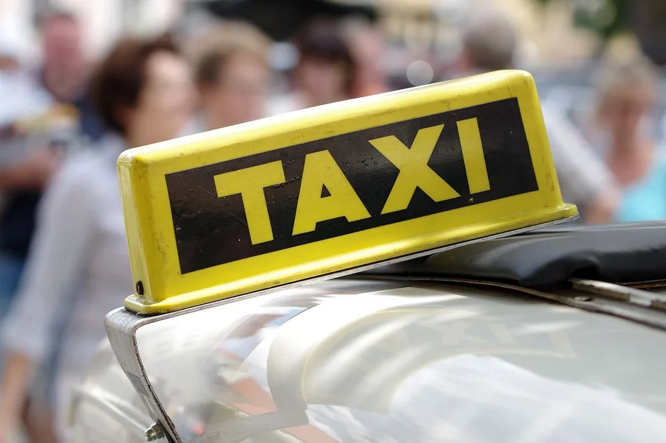 Taxíky nebudou muset mít taxametr, schválila to vláda