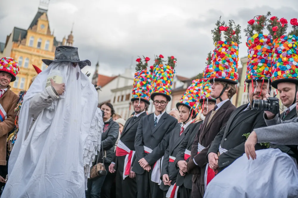 Budějckým náměstím prošel masopustní průvod