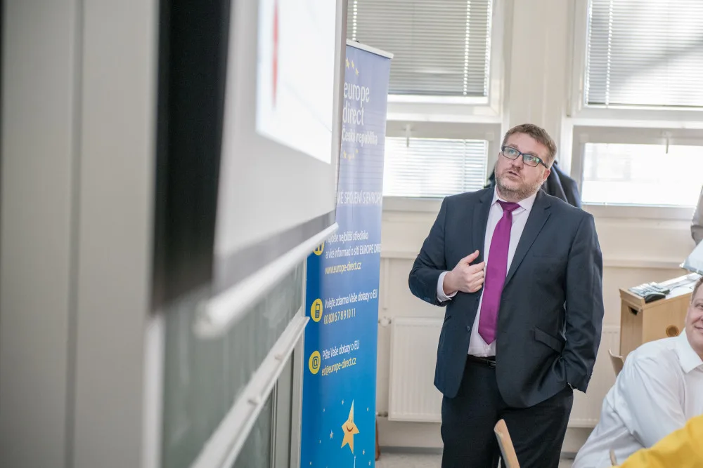 Na Jihočeské univerzitě se debatovalo o euru. Přednáška trhla návštěvnický rekord
