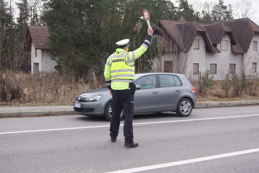Dopravní policisté se během noci a dnešního dne zaměřili na alkohol za volantem