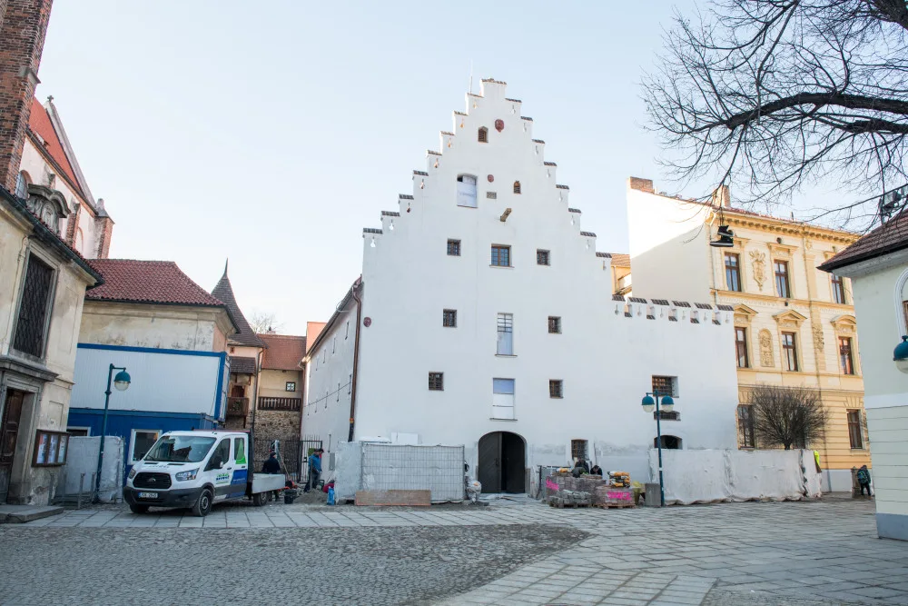 Restaurace Solnice s přilehlým pivovarem se na konci března otevře široké veřejnosti.