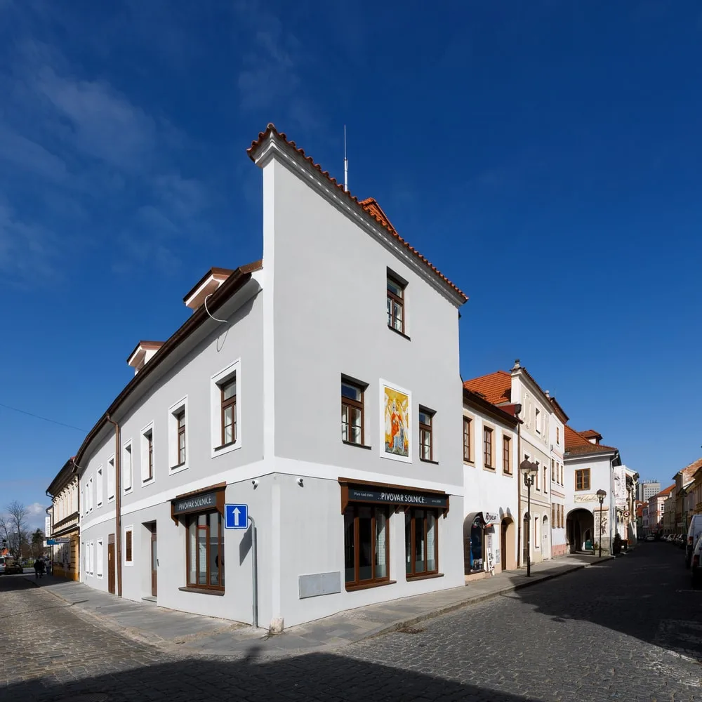 Po dvou letech rekonstrukce se v pátek 29. března otevře restaurace a pivovar Solnice