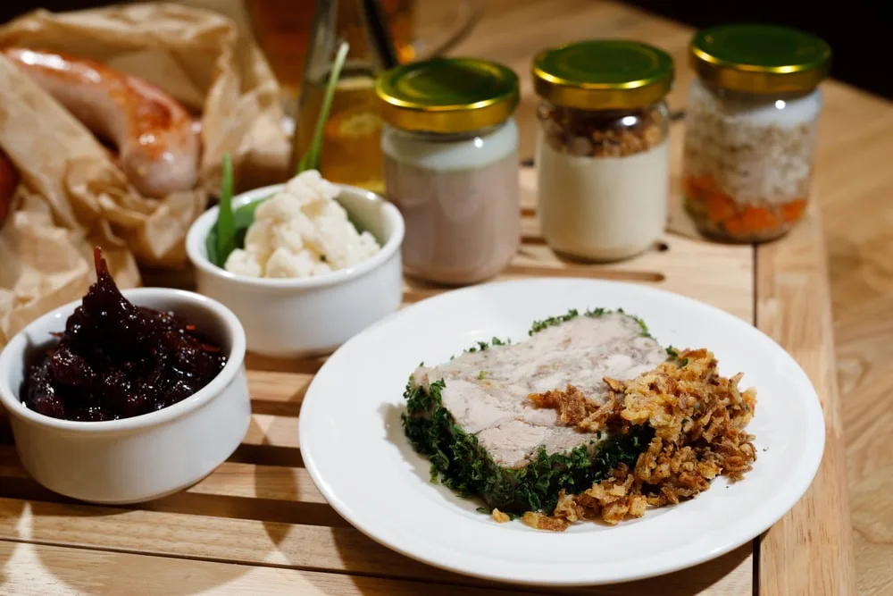 Po dvou letech rekonstrukce se v pátek 29. března otevře restaurace a pivovar Solnice