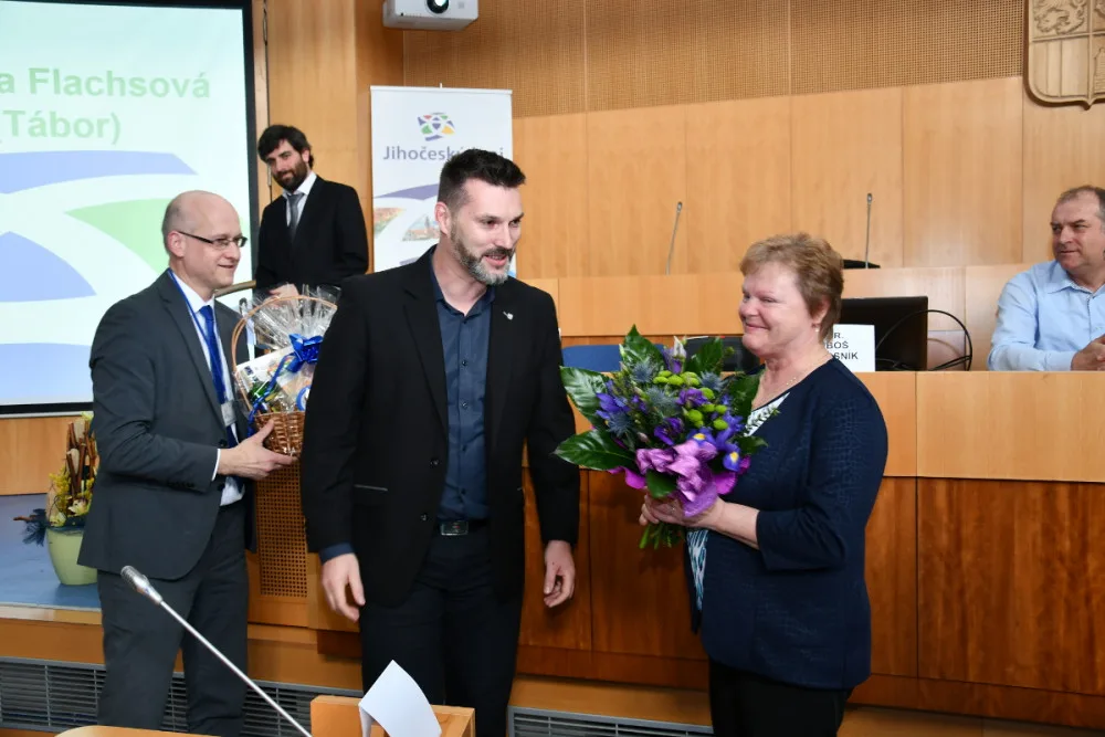 Radní Jiří Švec a oceněná pedagožka Liběna Flachsová