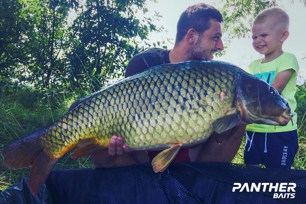 Boilies od Panther Baits si oblíbili i hokejisté Václav Nedorost a Miloslav Čermák