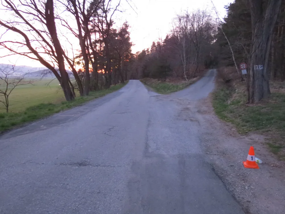 Řidič srazil dítě, které vstoupilo do silnice