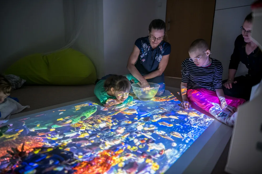Centrum Bazalka má dvě multismyslové místnosti pro děti s těžkým kombinovaným postižením a děti s poruchou autistického spektra