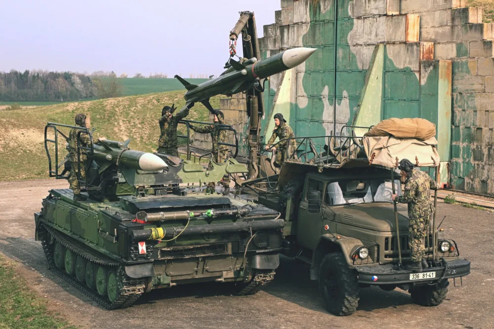 Vojáci ze Strakonic se zúčastní cvičení armád 20 zemí NATO