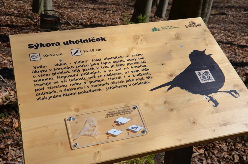 V Krumlově vznikla unikátní naučná stezka, nabízí pětatřicet hravých interaktivních prvků o přírodě