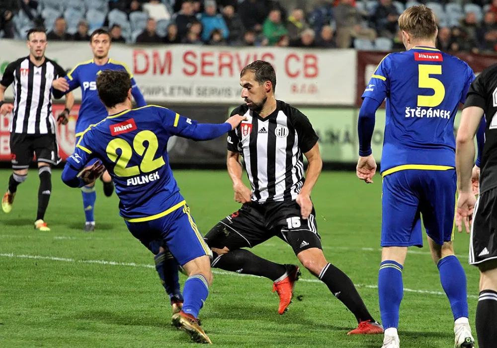 Dynamo hrálo na hřišti Jihlavy nerozhodně.