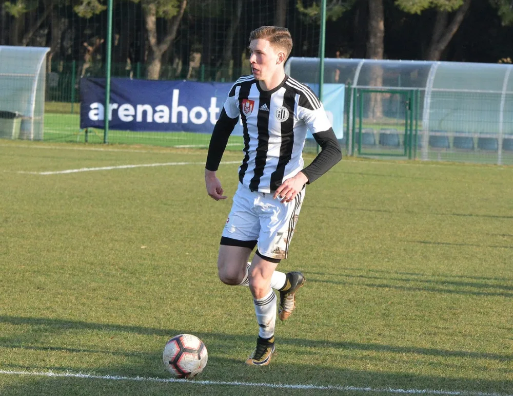 Lukáš Provod