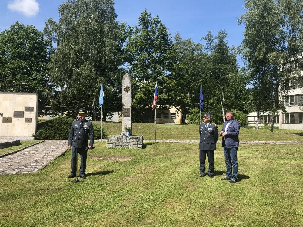 Piloti si připomněli historii armádního stíhacího pluku v Plané