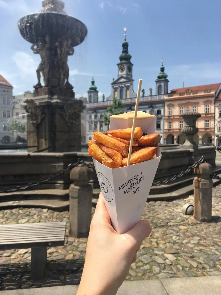 Hranolky, které v Budějcích chyběly. Znáte Faency Fries?