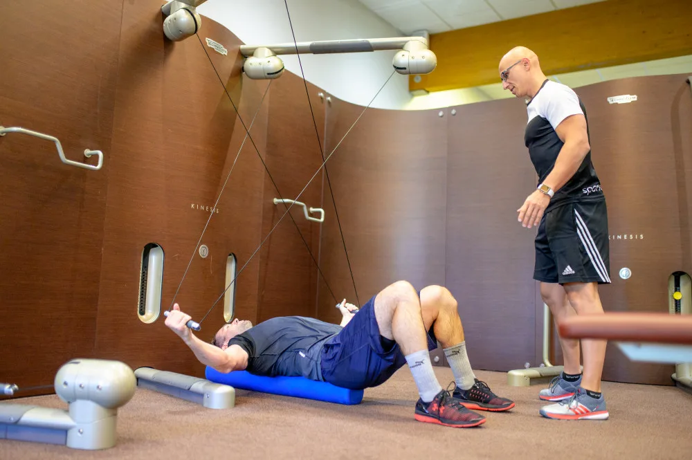 Hokejisté Motoru se intenzivně připravují na další sezónu. Kondičku nabírají ve Sportcentru Delfín