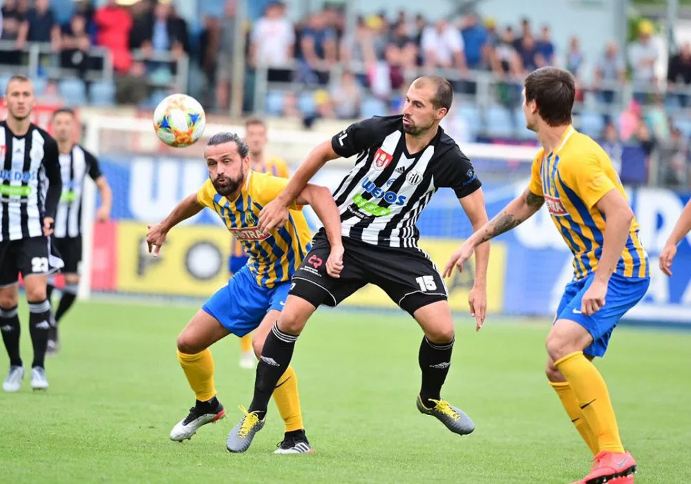 Fotbalisté Dynama při návratu do ligy prohráli doma s Opavou
