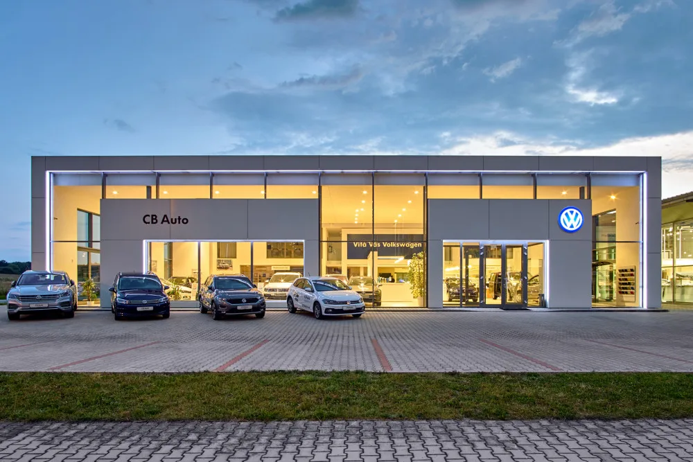 Jsme tu pro všechny, co chtějí nové auto, kvalitní autoservis a služby, říká ředitel CB Auto František Fišer